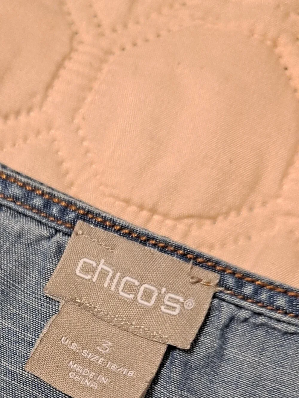 Chico's Sz 3 Denim-Look Sleeveless Tank Top in Blue - Picture 4 of 7